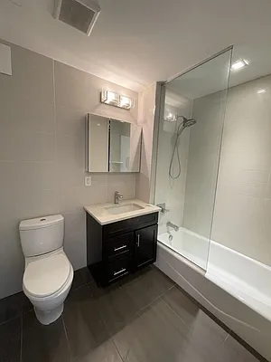 Rented by Bouklis Group | media 12