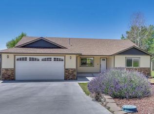 2852 Glacier Dr, Klamath Falls, OR