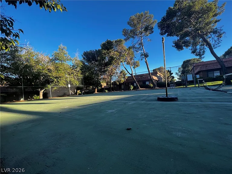 301 Brookside Ln #D — Photo 23
