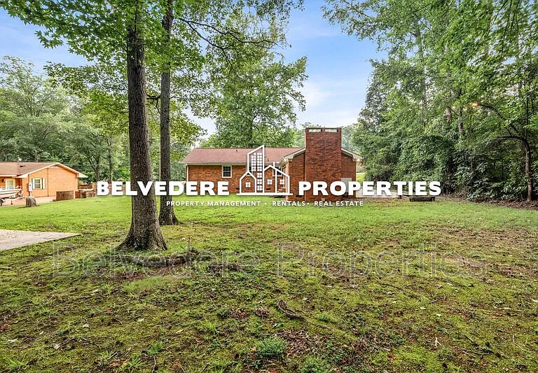 3931 Manila Rd — Photo 24