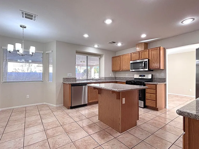 1724 Mexican Poppy St — Photo 22