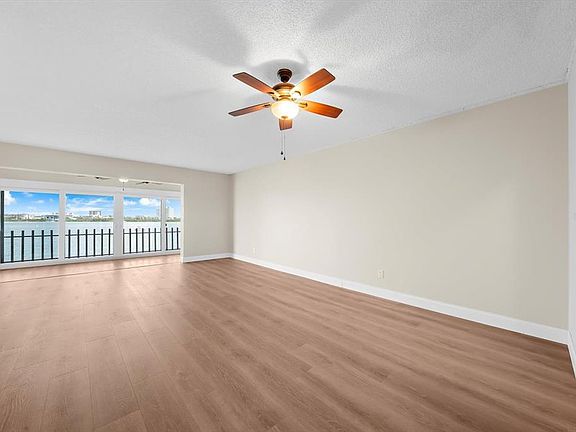 5th image of 868 BAYWAY BOULEVARD #307