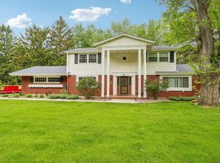 W326N6575 Sylvian DRIVE, Hartland, WI 53029