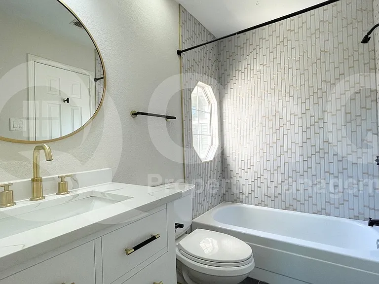 314 Dakota Trl — Photo 18