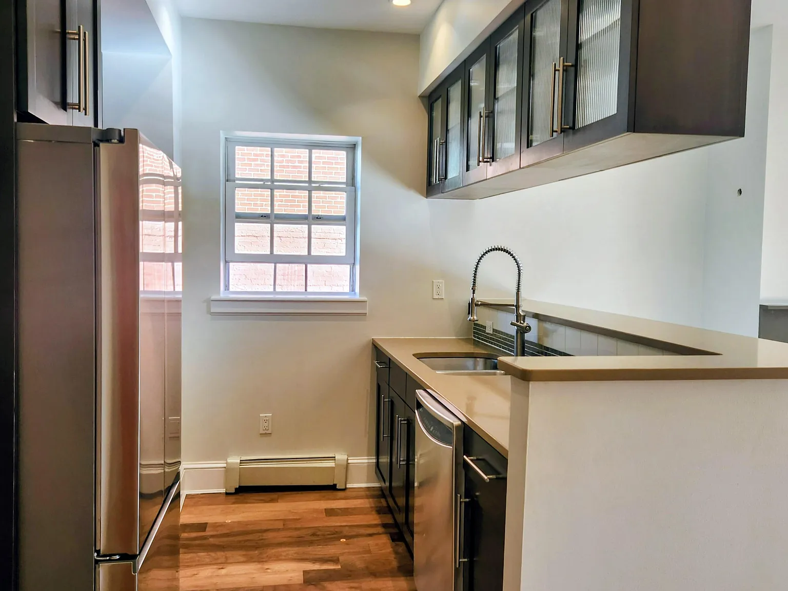 1109 Prospect Avenue — Photo 4