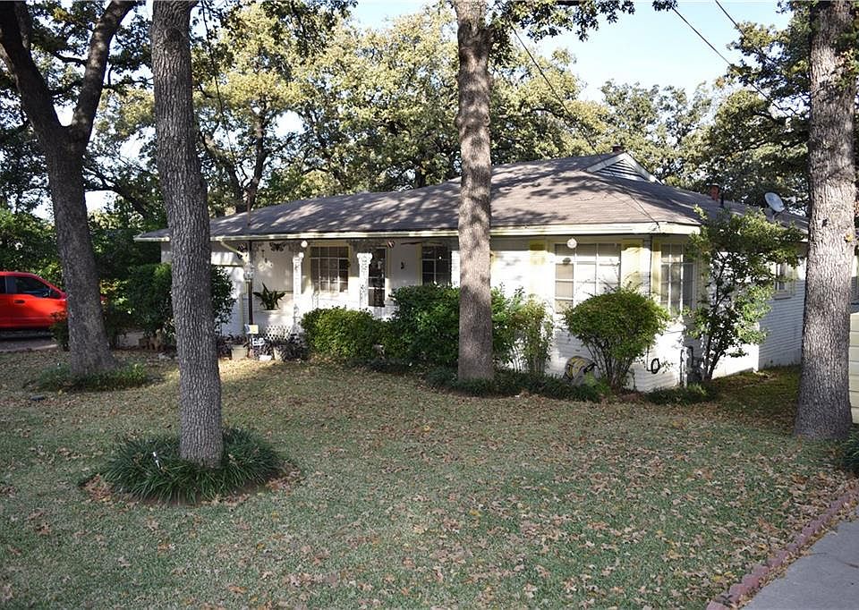 1st image of 2115 Montclair Dr