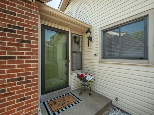 13710 Minnette Ct, Saint Louis, MO 63128