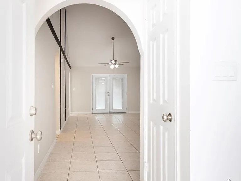 1801 Highland Park Ave — Photo 11