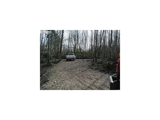 489 Walker Rd photo 1