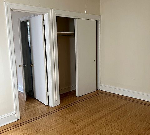 5th image of 1307-13 Spruce St #3F