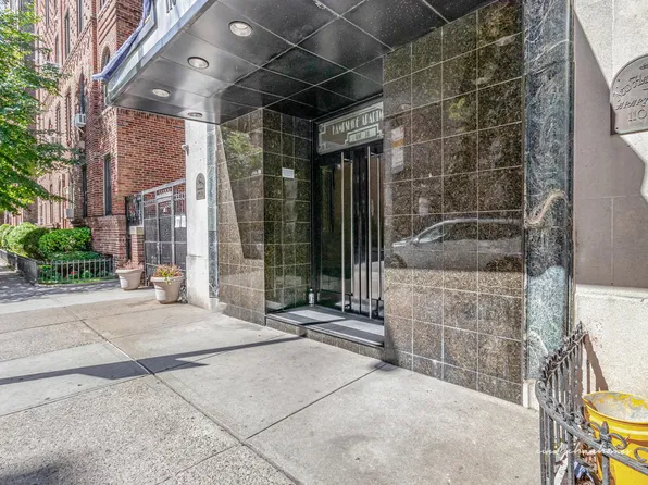 11031 73rd Rd, Forest Hills, NY 11375