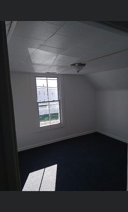 1st image of 109 Bridge Ave