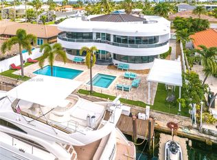 3344 NE 167th St, North Miami Beach, FL 33160