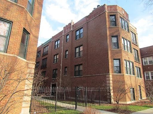 1st image of 3122 W Carmen Ave #2