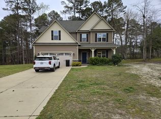 246 Cypress Dr, Spring Lake, NC 28390