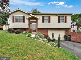 106 Spruce St, Cressona, PA 17929