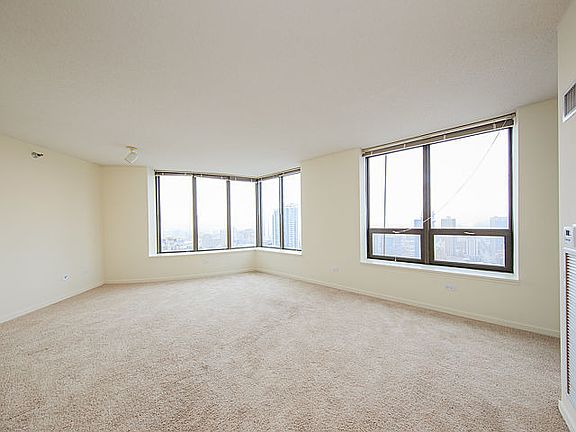 5th image of 400 N La Salle Dr APT 3301