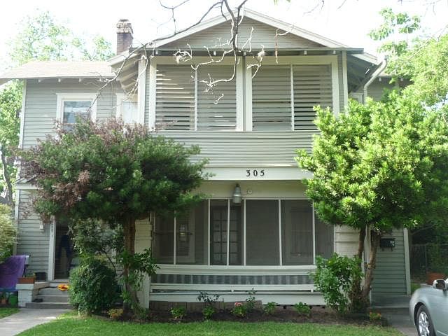 1st image of 305 W 17th St #Hnkkmshjh