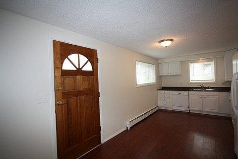 5th image of 2323 N Ave W