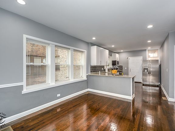 4th image of 8030 S Marshfield Ave