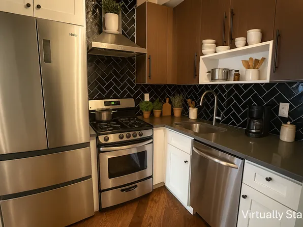 35 Claver Place image 1 of 12