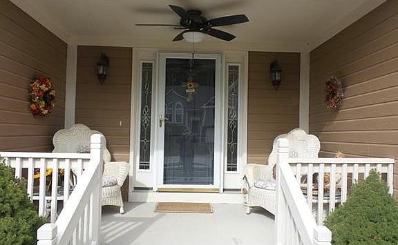3rd image of 3917 SW Briarwood Oaks Dr