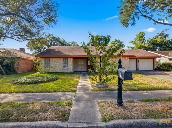 108 Castleway St, Victoria, TX 77904