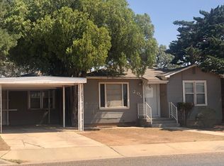 205 Hickory St, Levelland, TX 79336