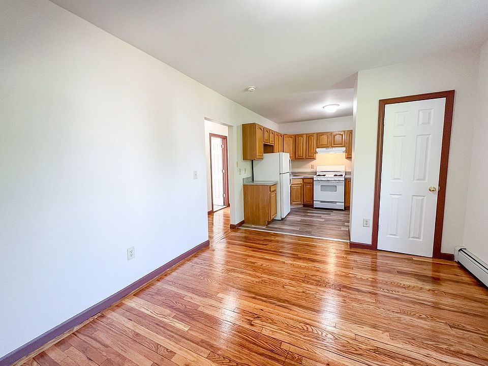 1st image of 15 Dorothy St #15B1