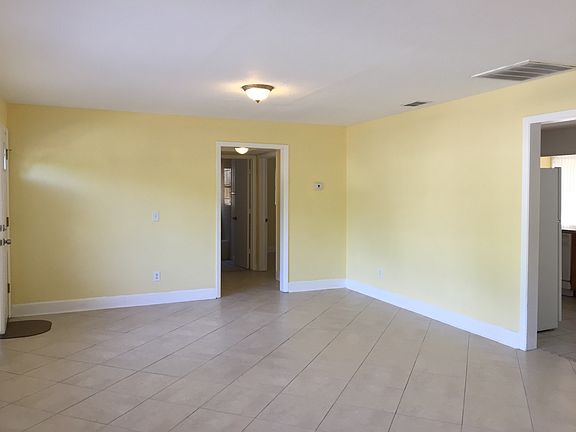 3rd image of 1378 S Madison Ave