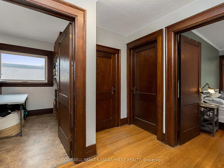 20 Mill St E #A — Photo 7