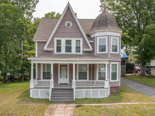 8 Trestle Road, Rochester, NH 03868
