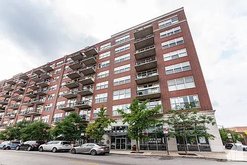 6 S Laflin St #818 Photo 1
