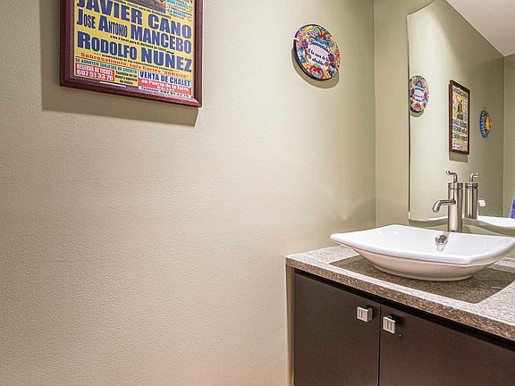 5th image of 18485 Dunecrest Dr Unit 26