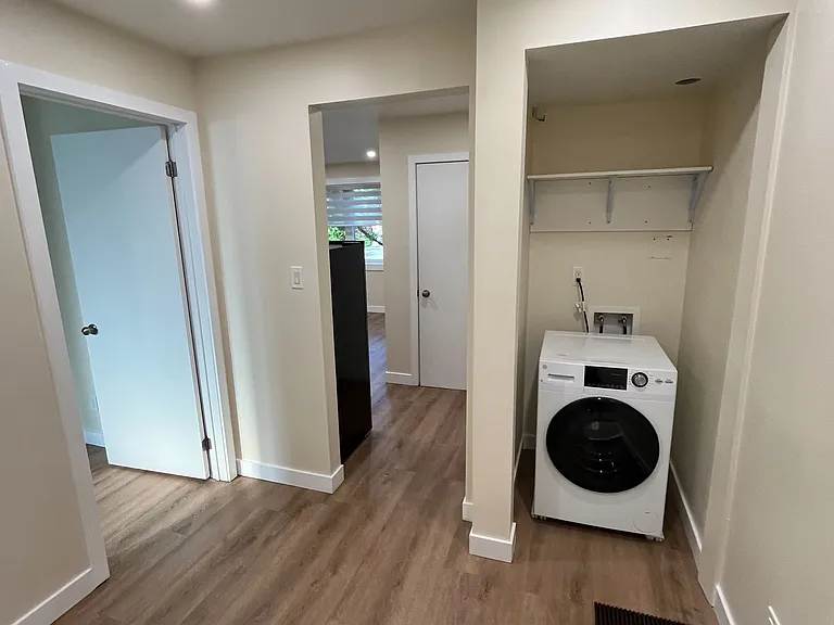 2 Harold St #MAIN — Photo 7