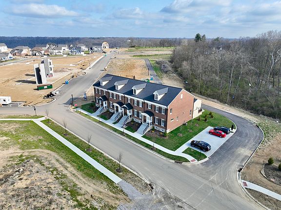 5th image of 1079 Walburg Ave