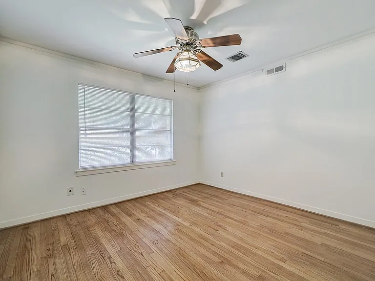 4002 Portsmouth Ave — Photo 14