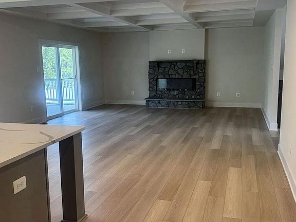 3rd image of 12444 Lusbys Ln