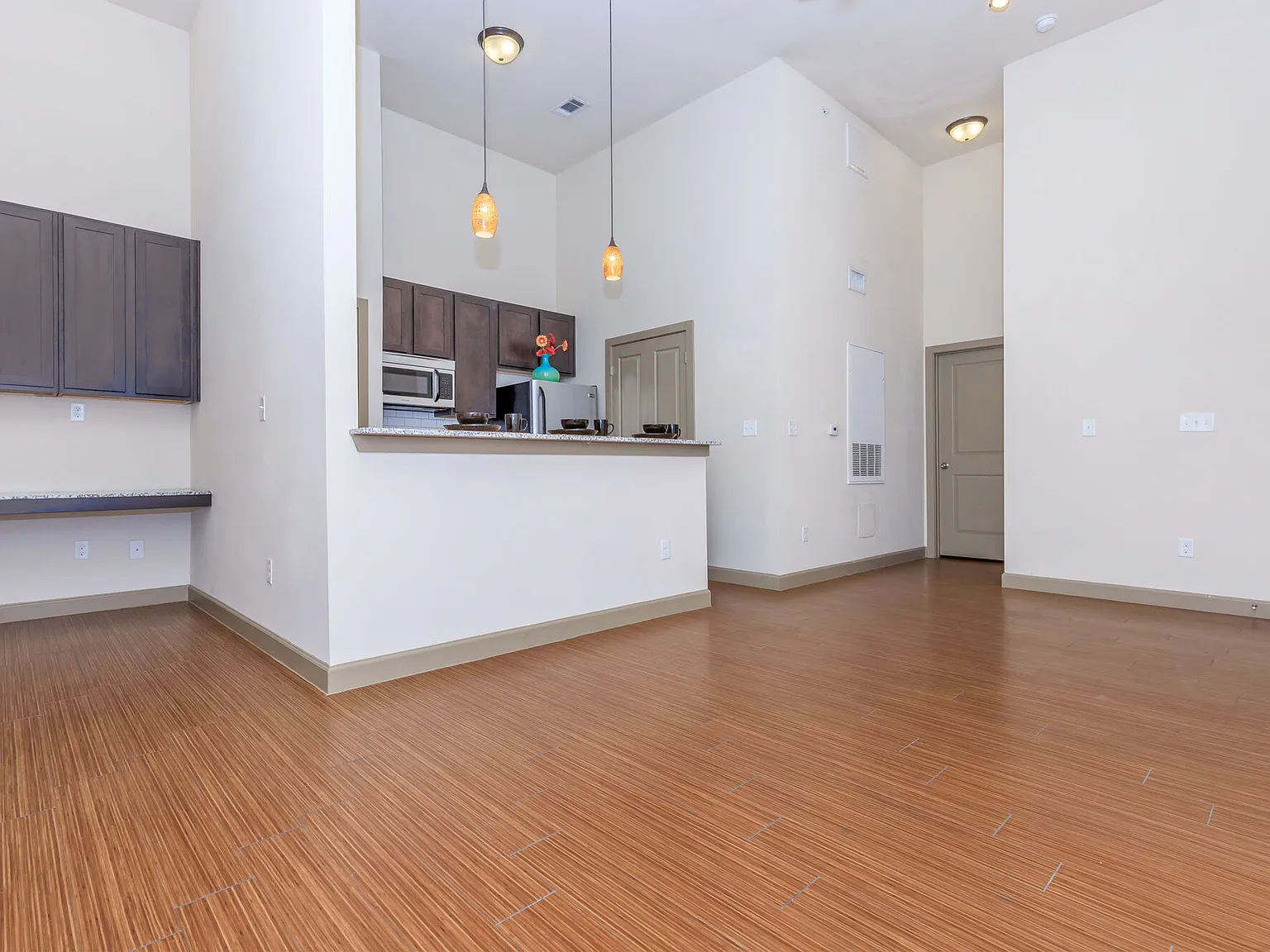 Franklin Place — Photo 3