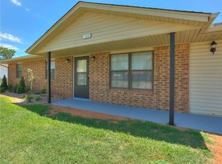 106 W Michigan, Corn, OK 73024