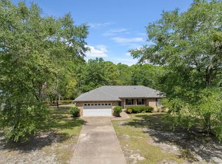397 Hidden Lakes Trl, Defuniak Springs, FL 32433