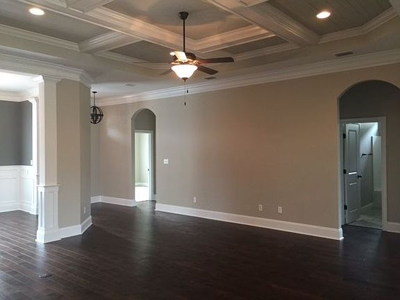3rd image of 4588 Amelia Cir
