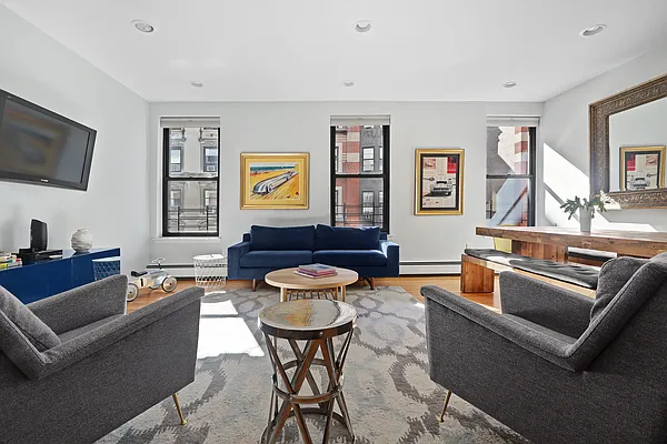 Sold by Compass | media 1