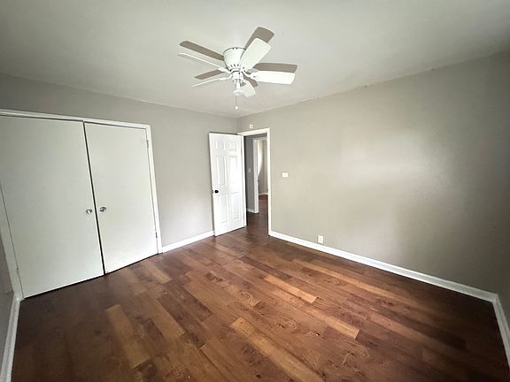 5th image of 10707 Bennington Ave