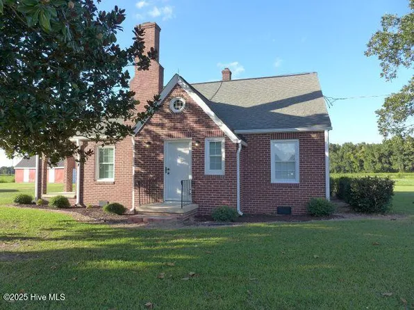 747 Hood Swamp Rd, Goldsboro, NC 27534