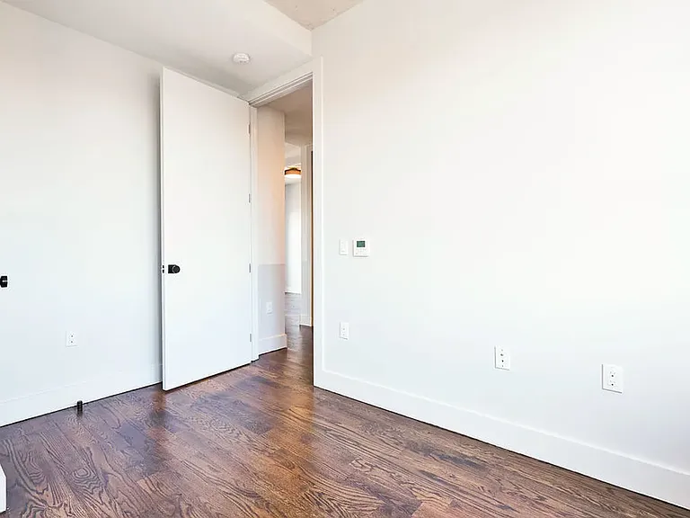 31-44 37th St #5G — Photo 8