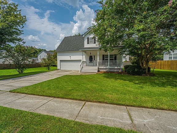 2nd image of 138 Hanahan Plantation Cir