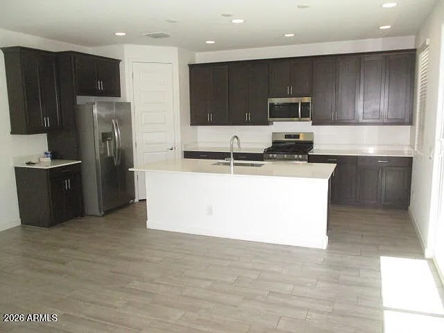 4 bed, 3.0 bath, 2246 sqft, $2,700 — Photo 3