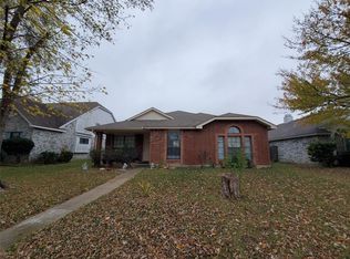 534 Sims Dr, Cedar Hill, TX 75104