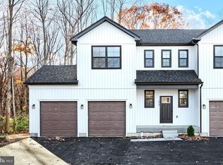 1018 Trinity Rd, York, PA 17408